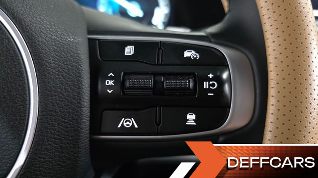 Kia SPORTAGE Signature 2WD купить на сайте DeffCars