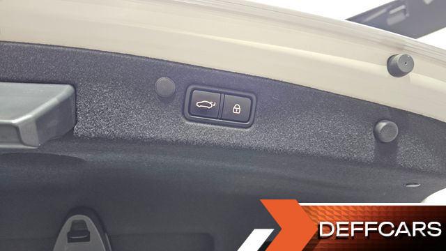 Hyundai GRANDEUR 2.5 Premium Choice купить на сайте DeffCars