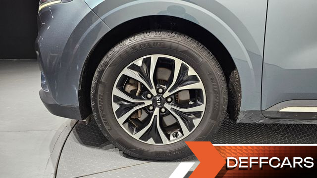 Kia CARNIVAL 9-Seater Noblesse купить на сайте DeffCars
