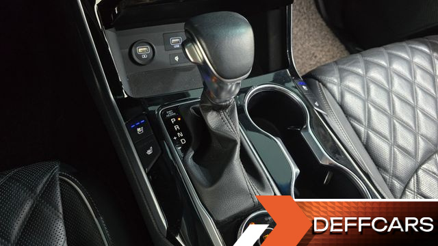 Kia MOHAVE Diesel 3.0 4WD 7-Seater Masters купить на сайте DeffCars