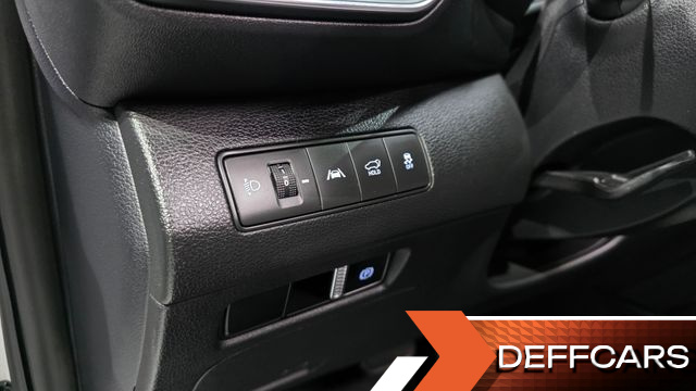 Hyundai SANTAFE Diesel 2.2 2WD Prestige купить на сайте DeffCars