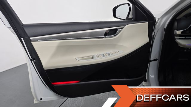 Hyundai GRANDEUR Le Blanc купить на сайте DeffCars