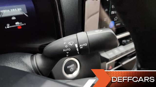 Toyota CAMRY 2.5 XLE Hybrid купить на сайте DeffCars