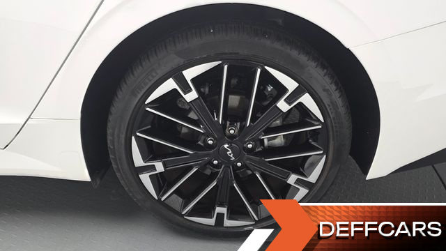 Kia K5 1.6 Turbo Signature купить на сайте DeffCars