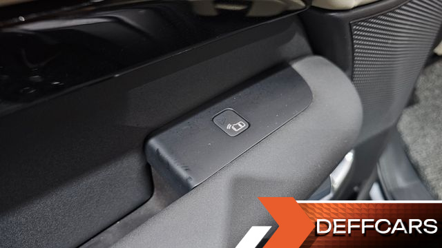 Land Rover DISCOVERY 2.0 SD4 SE купить на сайте DeffCars