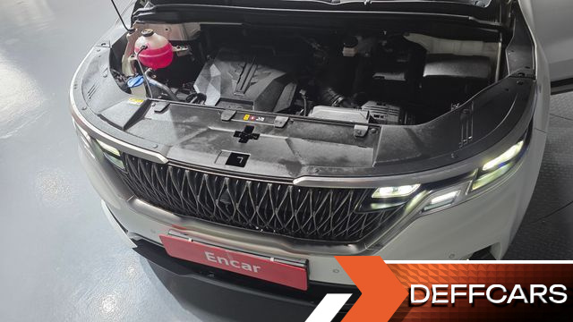 Kia CARNIVAL Gasoline 9-Seater Signature купить на сайте DeffCars
