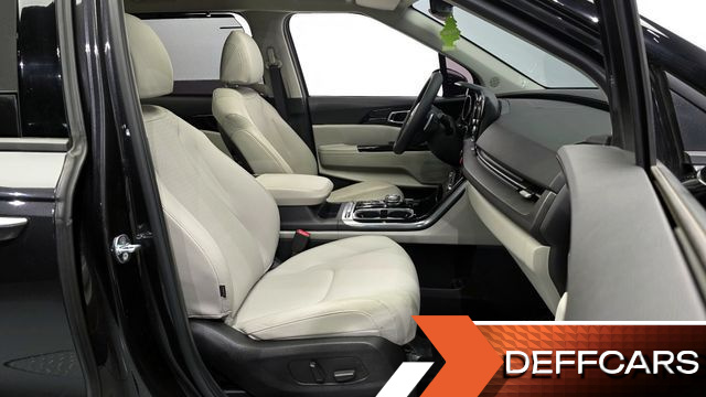 Kia CARNIVAL Gasoline 7-Seater Noblesse купить на сайте DeffCars