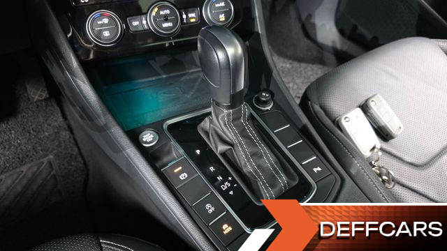 Volkswagen JETTA 1.4 TSI Prestige купить на сайте DeffCars