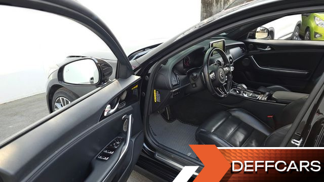 Kia STINGER 2.0 Turbo 2WD Platinum купить на сайте DeffCars