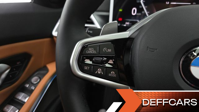 BMW 3-SERIES 320i M Sport купить на сайте DeffCars