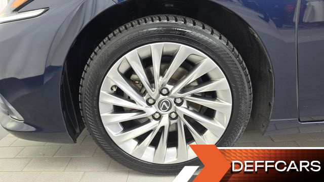 Lexus ES Executive купить на сайте DeffCars