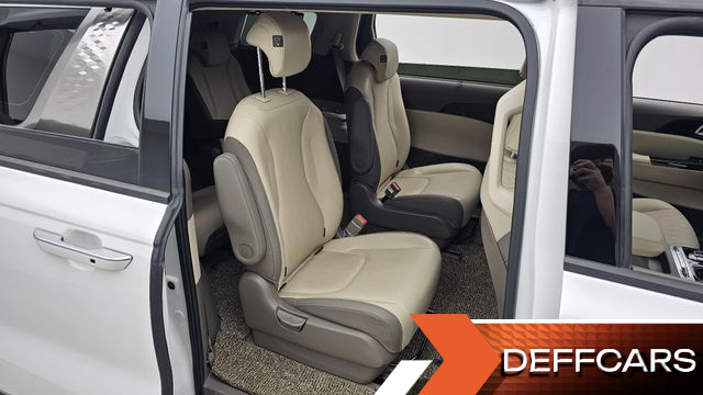 Kia CARNIVAL 9-Seater Noblesse купить на сайте DeffCars