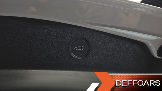 Tesla MODEL 3 RWD купить на сайте DeffCars