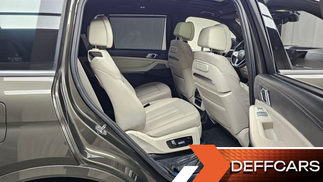 BMW X7 xDrive 40i Design Pure Excellence 6-Seater купить на сайте DeffCars