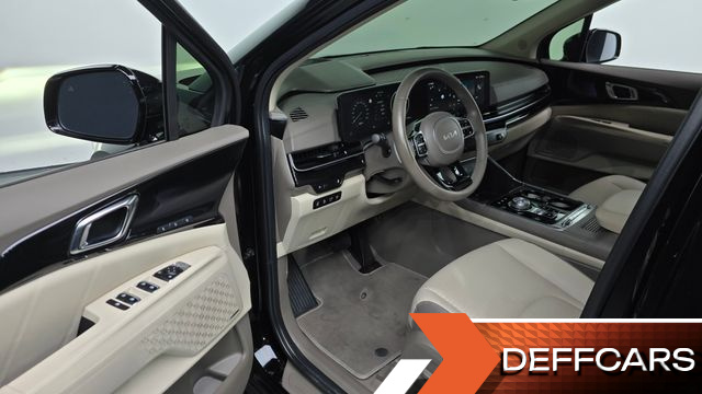 Kia CARNIVAL Gasoline 7-Seater Hi Limousine Signature купить на сайте DeffCars