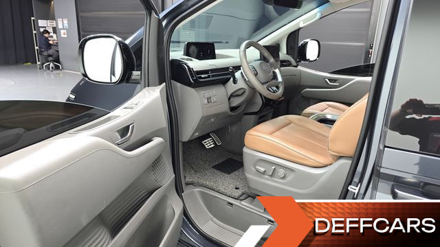 Hyundai STARIA 4WD Lounge 9-Seater Inspiration купить на сайте DeffCars