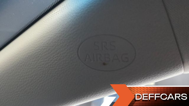 Toyota CAMRY 2.5 LE Hybrid купить на сайте DeffCars