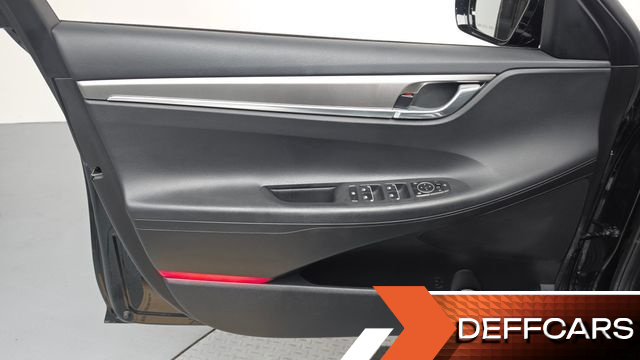 Hyundai GRANDEUR 2.5 Premium Choice купить на сайте DeffCars