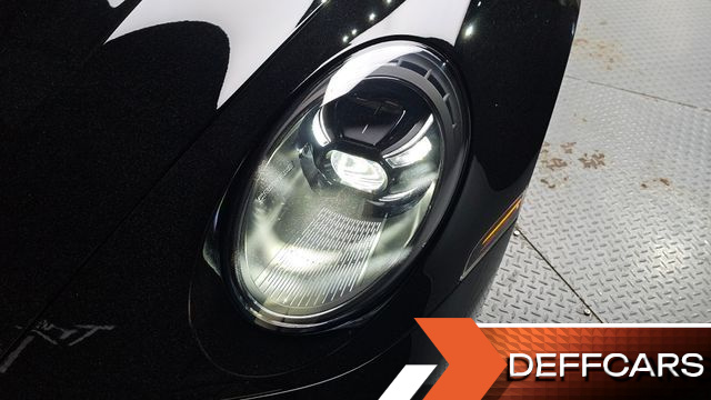 Porsche 911 Carrera 4 GTS купить на сайте DeffCars