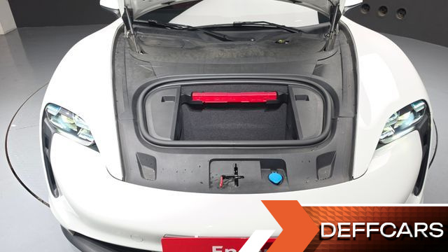 Porsche TAYCAN 4S купить на сайте DeffCars