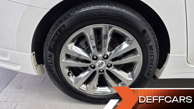 Kia CARNIVAL 9-seater Hi-Limousine Prestige High roof купить на сайте DeffCars