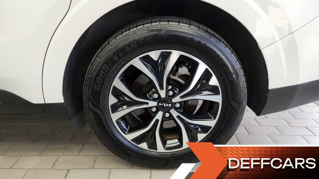 Kia CARNIVAL 9-Seater Prestige купить на сайте DeffCars