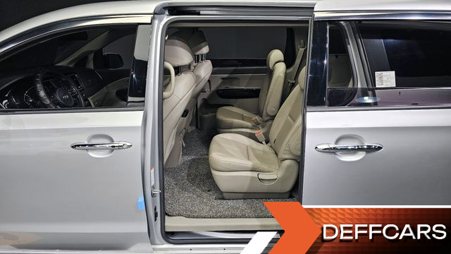 Kia CARNIVAL 9-seater Prestige купить на сайте DeffCars
