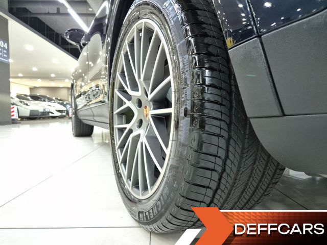 Porsche CAYENNE 3.0 E-HYBRID PLATINUM EDITION купить на сайте DeffCars