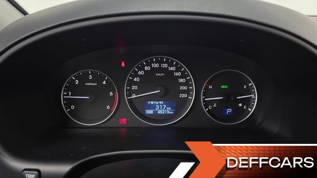 Hyundai STAREX Urban 9-Seater Premium Spicial купить на сайте DeffCars