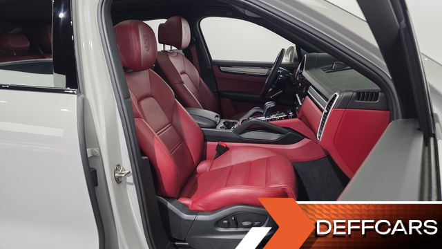 Porsche CAYENNE 3.0 COUPE PLATINUM EDITION купить на сайте DeffCars