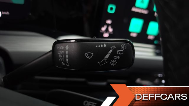 Volkswagen GOLF 2.0 TDI Premium купить на сайте DeffCars