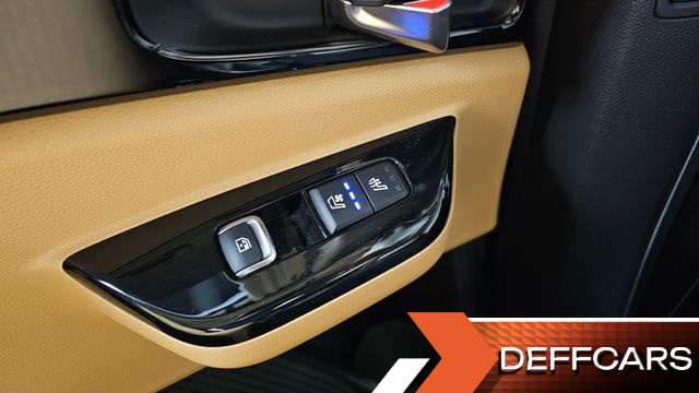 Kia CARNIVAL 9-Seater Noblesse купить на сайте DeffCars
