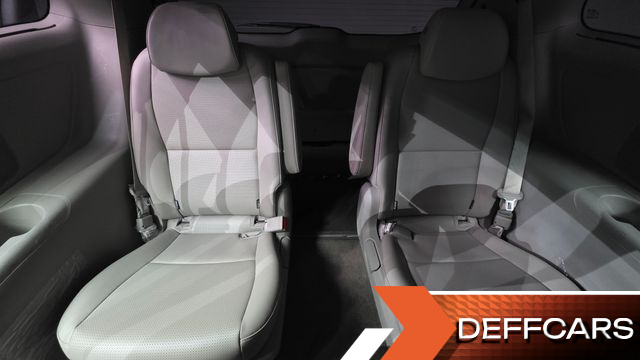 Kia CARNIVAL 9-Seater Prstige купить на сайте DeffCars