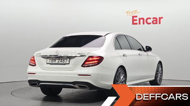 Mercedes E-CLASS E300 4MATIC AMG Line купить на сайте DeffCars