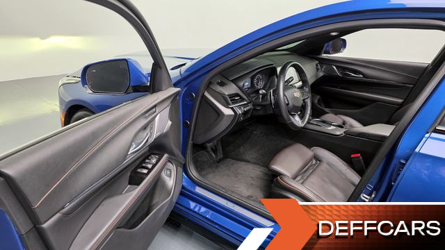 Cadillac CT4 2.0 Sport купить на сайте DeffCars