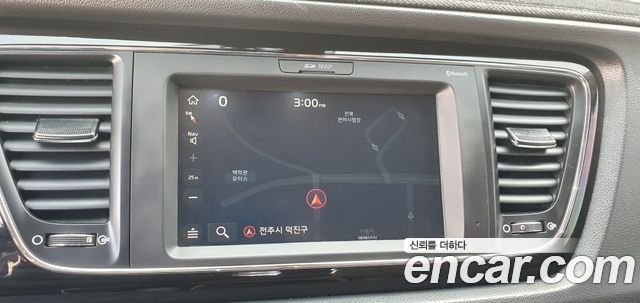 Kia CARNIVAL 9-Seater Noblesse Special купить на сайте DeffCars