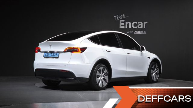 Tesla MODEL Y Long Range AWD купить на сайте DeffCars