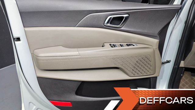 Kia CARNIVAL HEV 7seater Nobless купить на сайте DeffCars