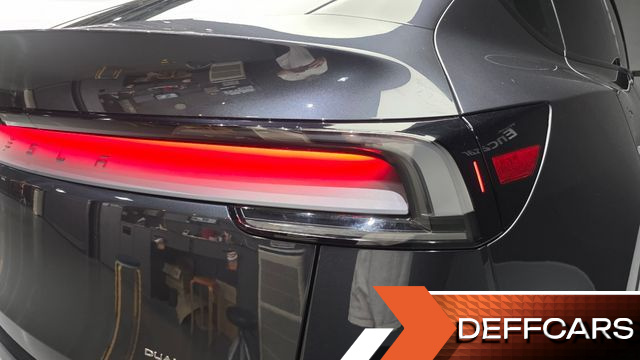 Tesla MODEL Y Premium Long Range AWD купить на сайте DeffCars