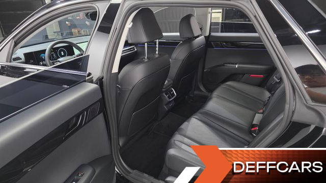 Hyundai GRANDEUR 2,5 Gasoline 2WD Premium купить на сайте DeffCars