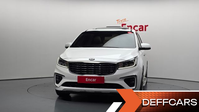 Kia CARNIVAL 7-Seater Limousine President купить на сайте DeffCars