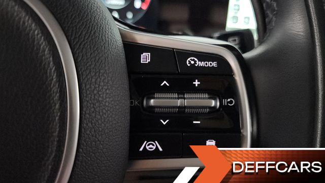 Kia CARNIVAL Gasoline 7-Seater Noblesse купить на сайте DeffCars