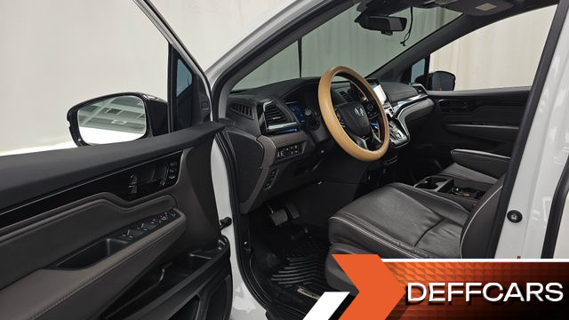 Honda ODYSSEY 3.5 5th купить на сайте DeffCars