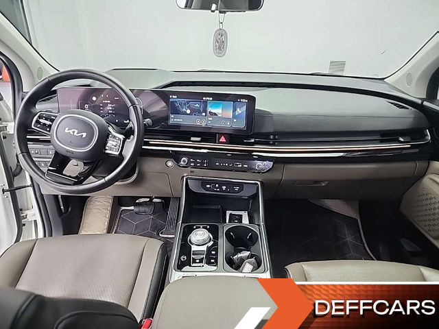Kia CARNIVAL Gasoline 9-Seater Signature купить на сайте DeffCars