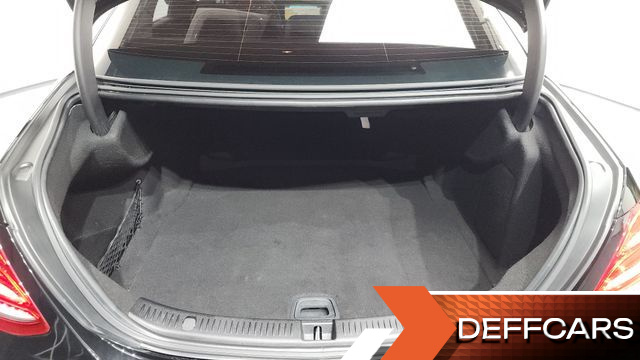 Mercedes E-CLASS E220d 4MATIC Exclusive купить на сайте DeffCars