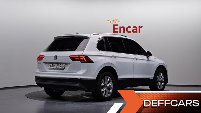 Volkswagen TIGUAN 2.0 TDI Premium купить на сайте DeffCars