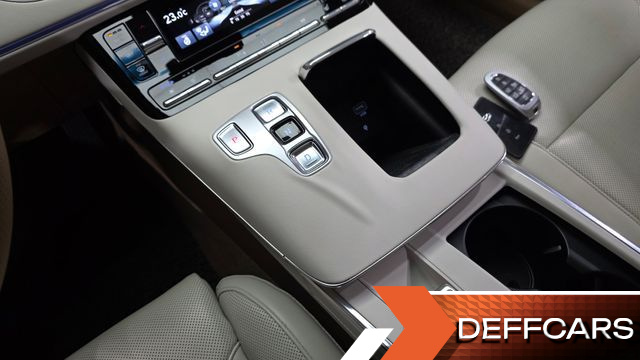 Hyundai GRANDEUR 3.3 Calligraphy купить на сайте DeffCars