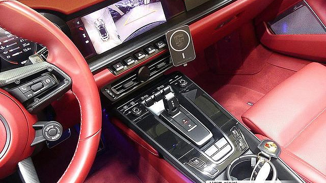 Porsche 911 Carrera 4 GTS Cabriolet купить на сайте DeffCars