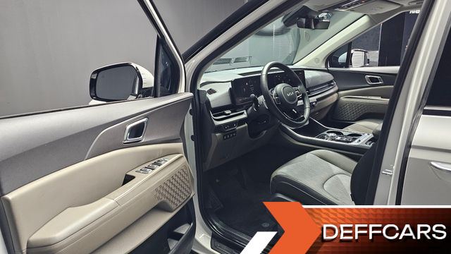 Kia CARNIVAL 9-Seater Noblesse купить на сайте DeffCars