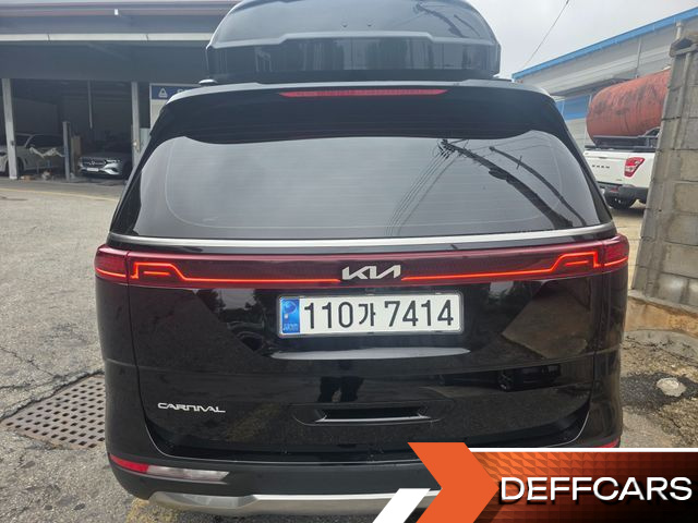 Kia CARNIVAL 7-Seater Signature купить на сайте DeffCars